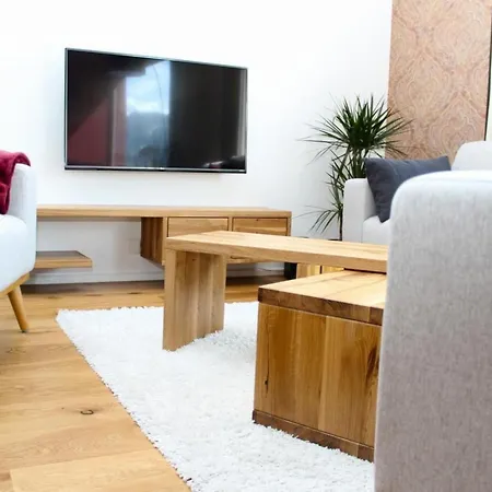 Appartement Moderne- Komfortable Dachwohnung Mit Bergsicht By Interhome