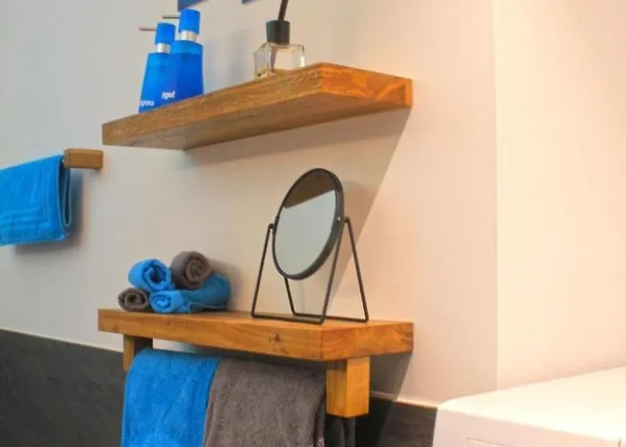 Moderne- Komfortable Dachwohnung Mit Bergsicht By Interhome Appartement