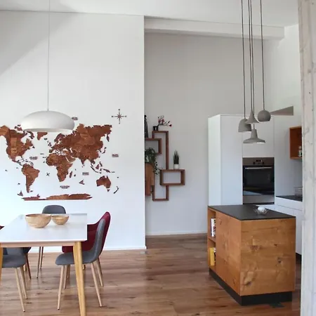 Moderne- Komfortable Dachwohnung Mit Bergsicht By Interhome Дизентис